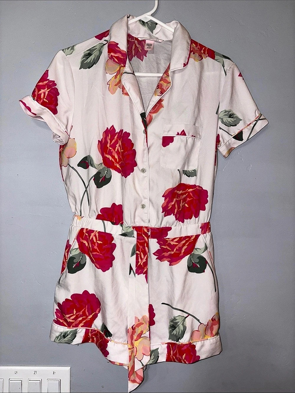 Victoria’s Secret Floral Button Front Romper Pink Red Small